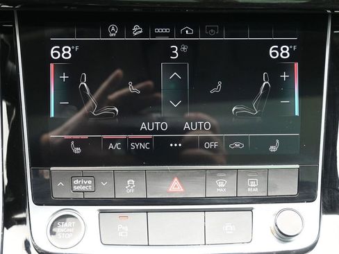 Used 2023 Audi Q7 3.0T Premium Plus w/ Premium Plus Package AWD/4WD image 16
