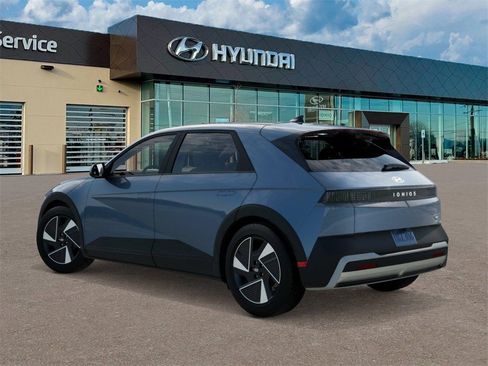 New 2026 Hyundai Ioniq 5 SEL image 5