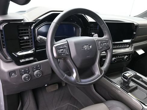Used 2024 Chevrolet Silverado 1500 ZR2 w/ Technology Package AWD/4WD image 24