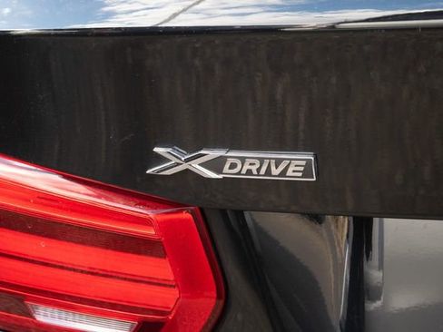 Used 2018 BMW 330i xDrive Sedan w/ Convenience Package image 10