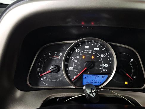 Used 2014 Toyota RAV4 XLE image 17