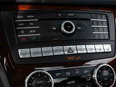 Used 2018 Mercedes-Benz SL 63 AMG image 22