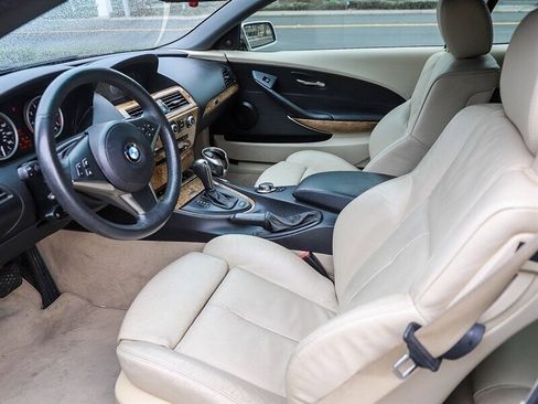 Used 2006 BMW 650i Convertible image 25