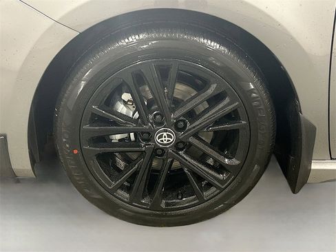 New 2026 Toyota Camry SE image 9