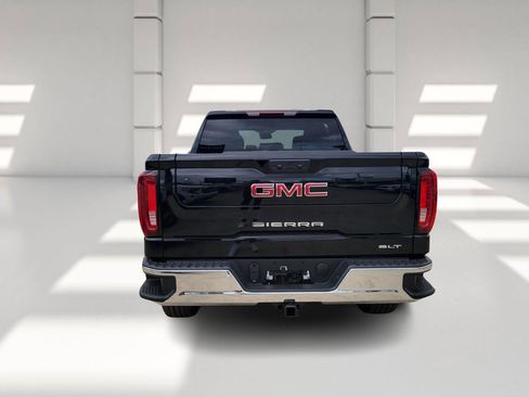 New 2026 GMC Sierra 1500 SLT w/ SLT Premium Package RWD image 6