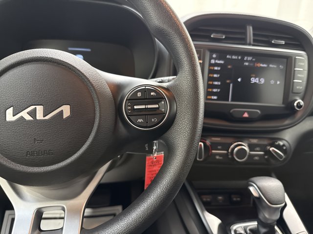 Certified 2025 Kia Soul LX w/ LX Technology Package FWD image 18