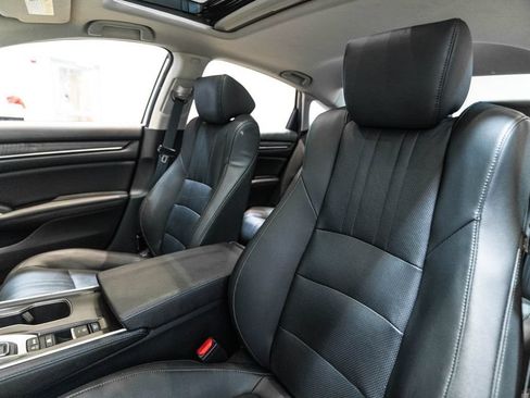 Used 2019 Honda Accord EX-L image 6