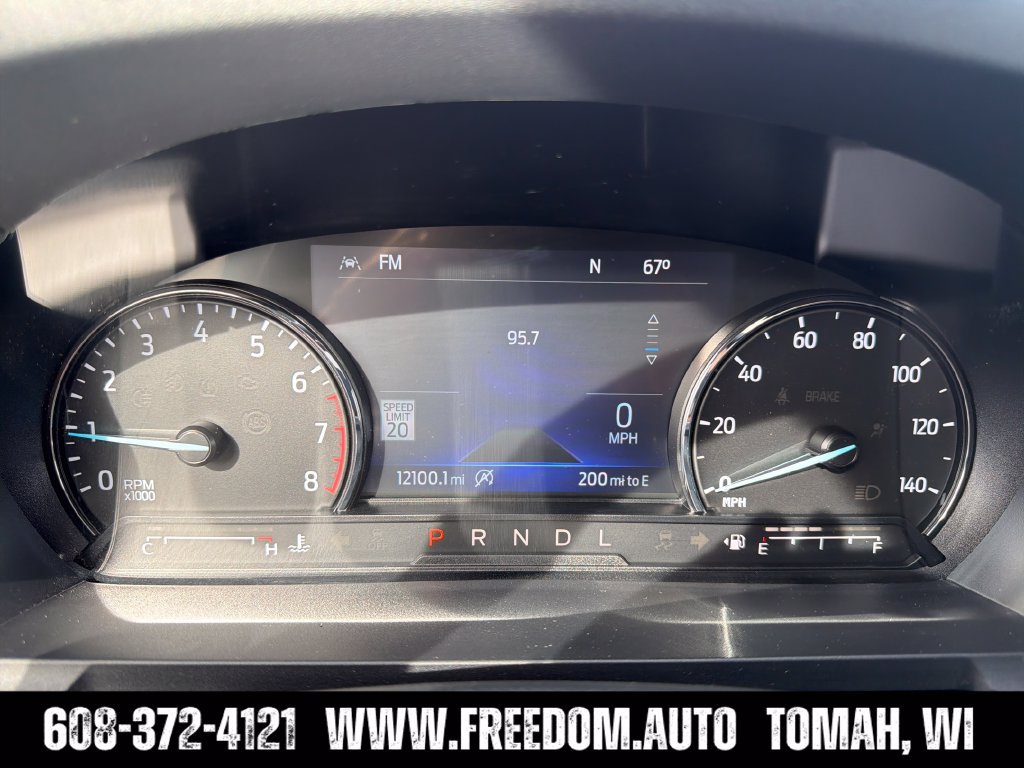 Used 2024 Ford Explorer XLT w/ Equipment Group 202A AWD/4WD image 18
