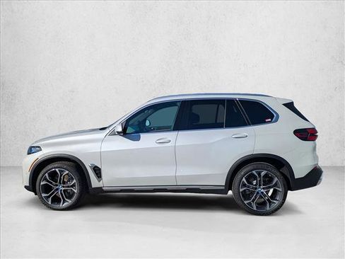 New 2026 BMW X5 xDrive40i image 5