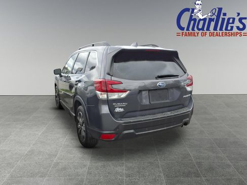 Used 2020 Subaru Forester Limited AWD/4WD image 5