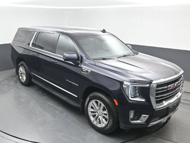 Used 2023 GMC Yukon XL SLT w/ SLT Premium Package AWD/4WD image 36