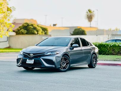 Used 2021 Toyota Camry SE