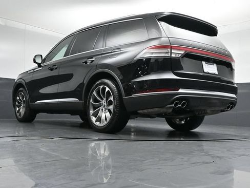 Certified 2025 Lincoln Aviator Reserve w/ Illumination Package AWD/4WD image 45