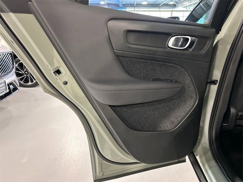 Certified 2023 Volvo C40 P8 Recharge Ultimate w/ Protection Package Premier image 21