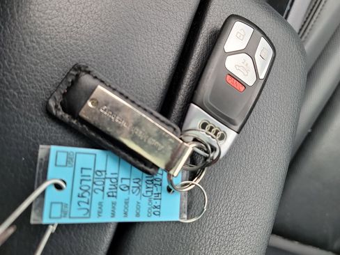 Used 2019 Audi Q7 3.0T Prestige w/ Prestige Package image 30