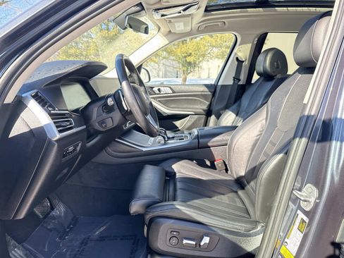 Certified 2022 BMW X7 xDrive40i w/ Premium Package image 14