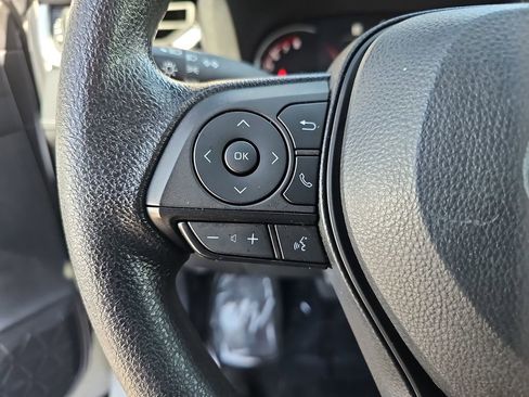 Certified 2025 Toyota RAV4 XLE FWD image 11