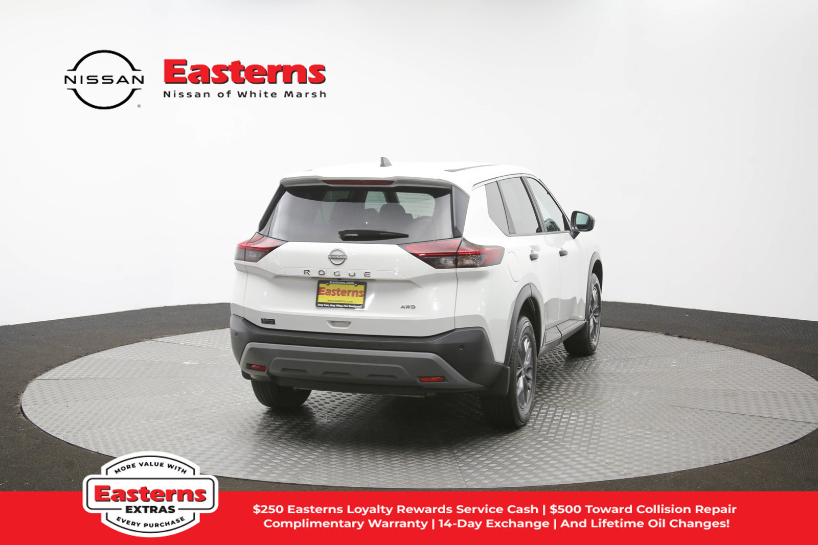Used 2023 Nissan Rogue S AWD/4WD image 39