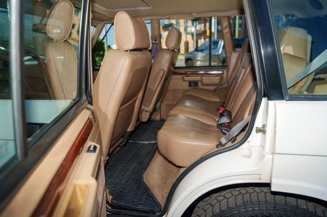 Used 1995 Land Rover Range Rover Classic AWD/4WD image 24