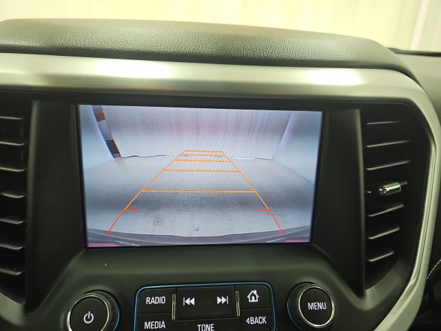 Used 2017 GMC Acadia SLT FWD image 18