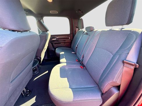 Used 2024 RAM 2500 Big Horn w/ Sport Appearance Package image 23