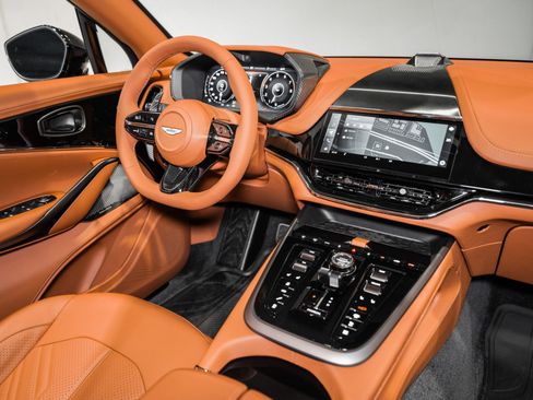 New 2026 Aston Martin DBX S image 24