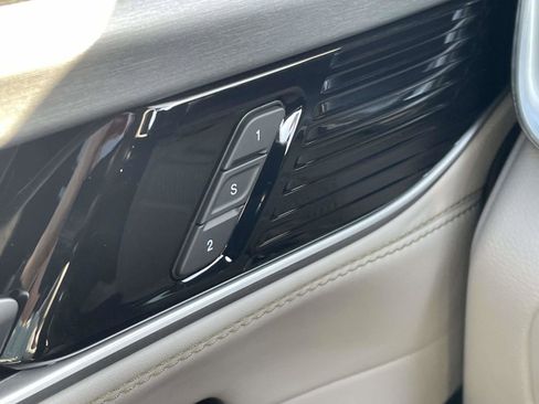 New 2026 Jeep Grand Wagoneer Limited image 26