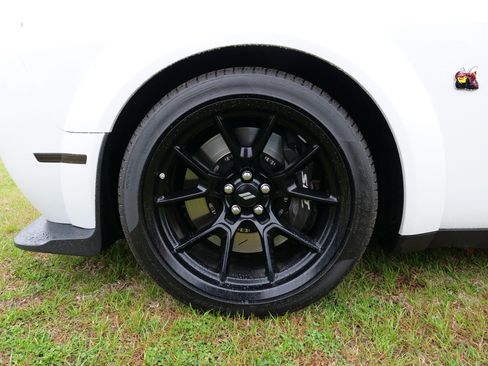 Used 2023 Dodge Challenger R/T Scat Pack image 13