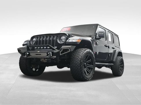 Used 2023 Jeep Wrangler Unlimited Rubicon w/ Cold Weather Group AWD/4WD image 24