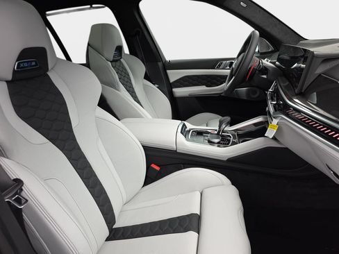 New 2026 BMW X5 M Competition w/ Executive Package AWD/4WD image 9