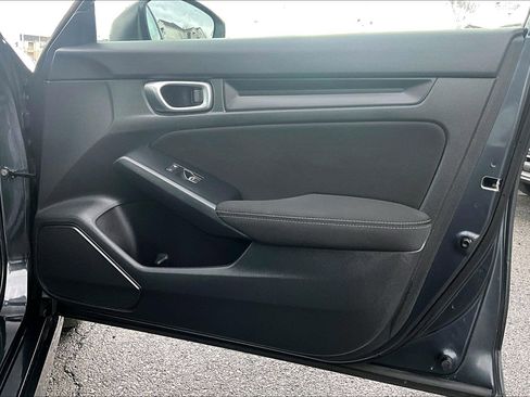 Used 2023 Honda Civic Sport image 22