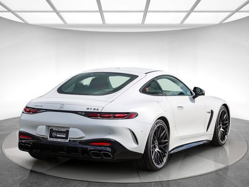 New 2025 Mercedes-Benz AMG GT 63 image 4