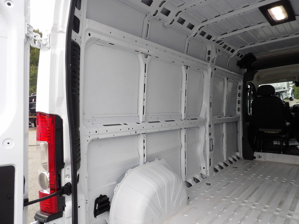 Used 2026 RAM ProMaster 2500 w/ Convenience Group FWD image 39