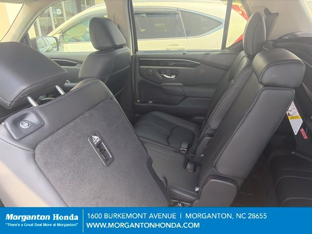 Used 2024 Honda Pilot EX-L image 12