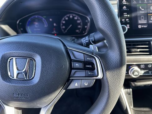 Used 2021 Honda Accord Hybrid image 20