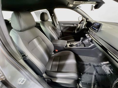 Used 2023 Honda Civic Sport image 25
