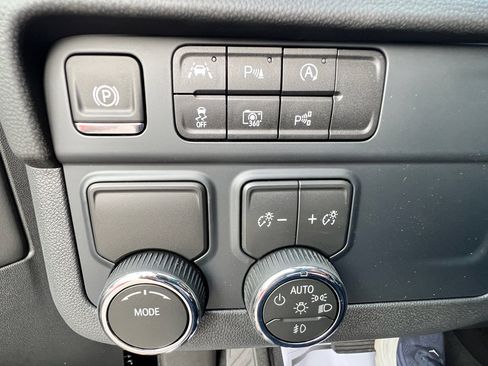 New 2026 Chevrolet Tahoe Premier image 11