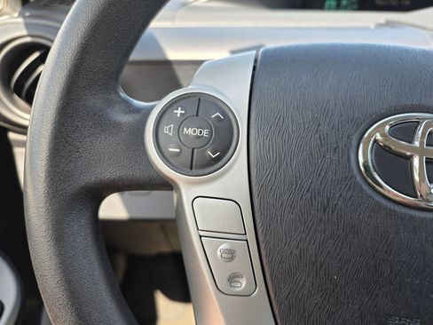 Used 2013 Toyota Prius C One FWD image 16