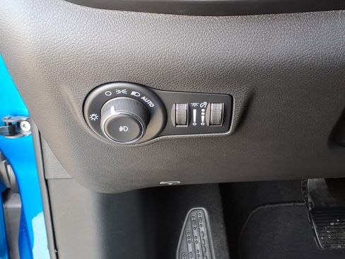 New 2026 Jeep Compass Latitude image 21