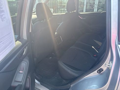 Used 2019 Subaru Forester Premium w/ All-Weather Package image 4