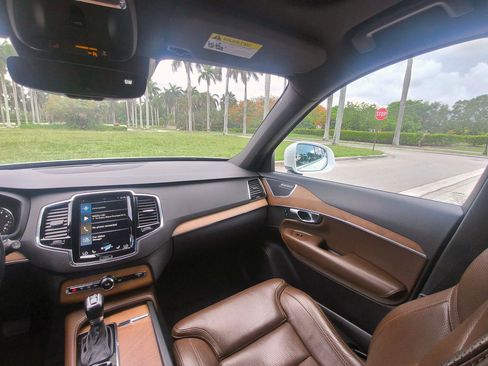 Used 2018 Volvo XC90 T6 Inscription w/ Convenience Package AWD/4WD image 28