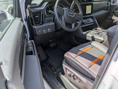New 2026 GMC Sierra 2500 AT4 w/ AT4 Premium Plus Package AWD/4WD image 12