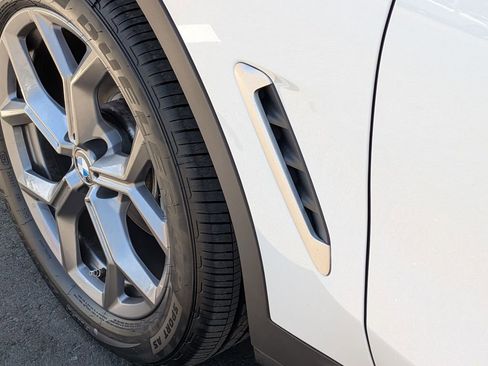 Used 2024 BMW X3 sDrive30i w/ Convenience Package image 30