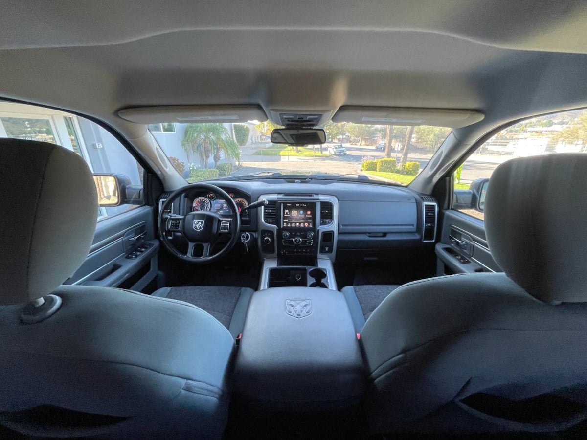 Used 2014 RAM 2500 SLT w/ Luxury Group AWD/4WD image 15