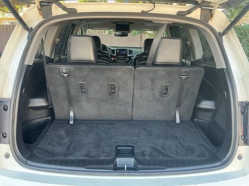 Used 2017 Honda Pilot Elite image 29