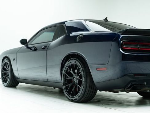 Used 2015 Dodge Challenger SRT Hellcat image 18