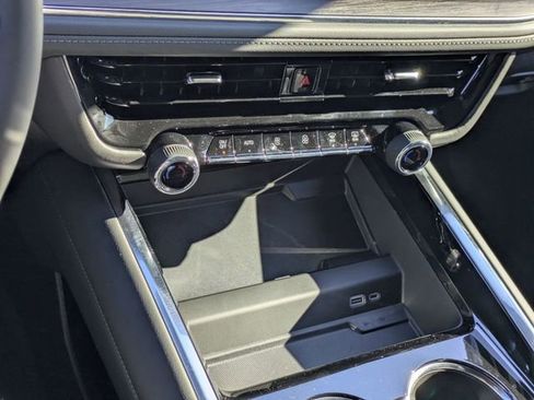 New 2026 Chevrolet Tahoe LS image 20