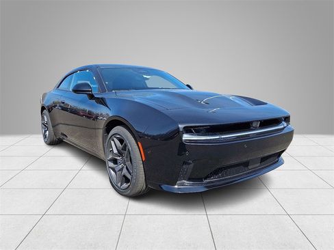 New 2024 Dodge Charger R/T w/ Plus Group image 2