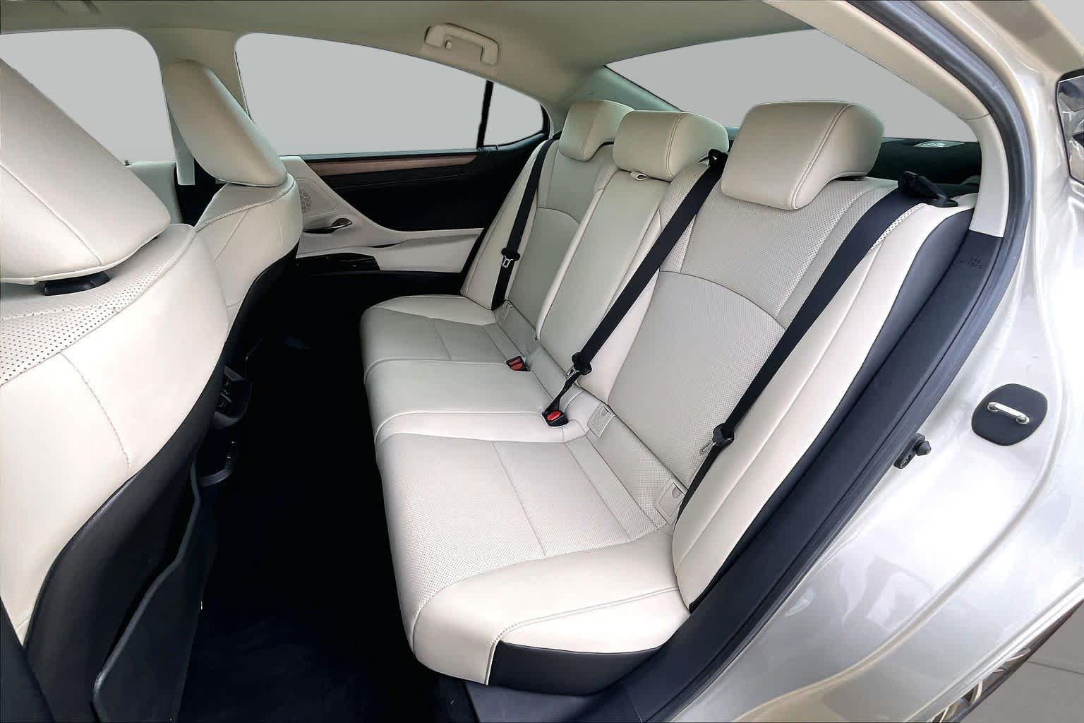Used 2025 Lexus ES 350 w/ Premium Package FWD image 21