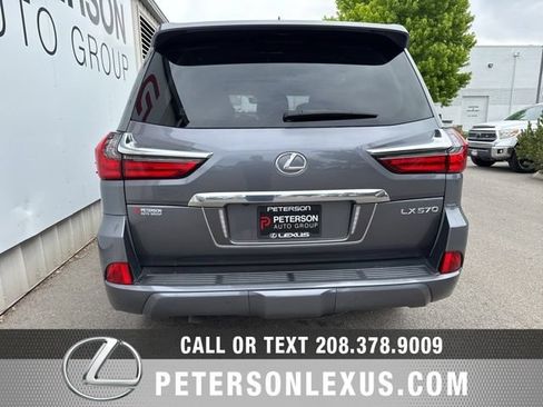 Used 2019 Lexus LX 570 4WD w/ Luxury Package image 4